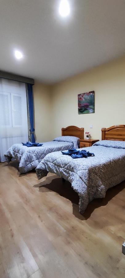 Hostal Hotel El Chato El Barraco ภายนอก รูปภาพ